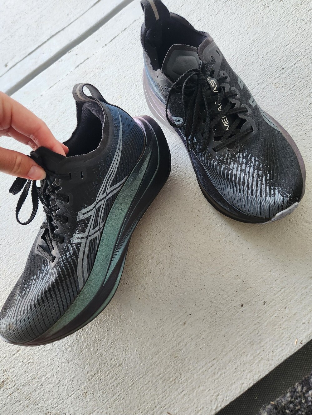 ASICS Megablast - Picture 2 of 7